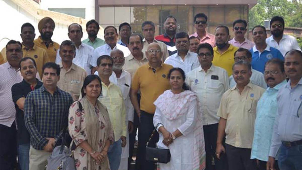 https://www.jagranimages.com/images/newimg/16082022/16_08_2022-amitabh_choudhary_dhanbad_22983257.jpg