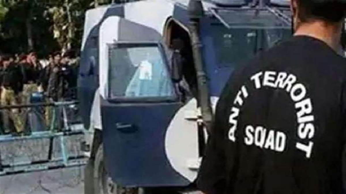 Terror in UP: आरोप‍ित आतंकी संगठन जैश-ए-मोहम्मद के आतंकी हैंडलरों के लगातार सम्पर्क में थे।