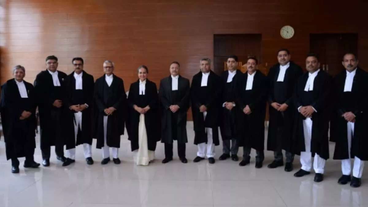पंजाब एवं हरियाणा हाई कोर्ट को मिले एक साथ 11 नए जज, मुख्य न्यायाधीश ने दिलाई शपथ