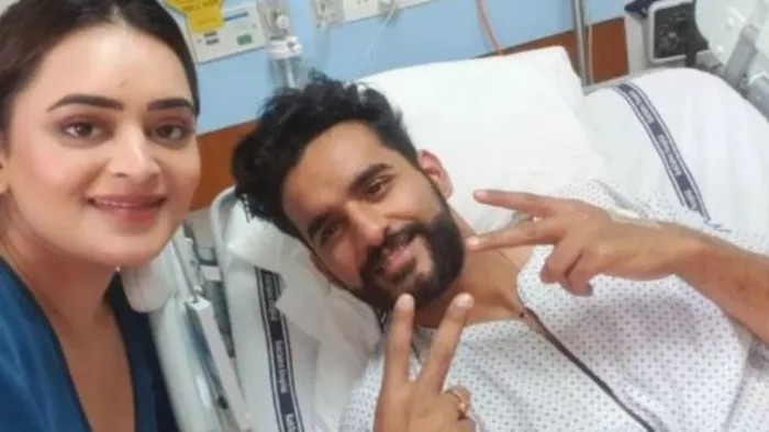 Bebika Dhurve Visit Hospital to Meet Abhishek Malhan /Photo- Instagram