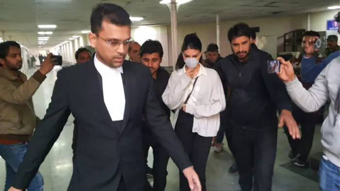 Money Laundering Case में जैकलीन को बड़ी राहत, कोर्ट से अनुमति के बिना जा सकेंगी विदेश