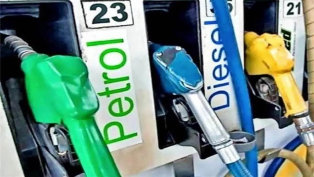https://www.jagranimages.com/images/newimg/16082023/16_08_2023-petrol.._23502861.jpg