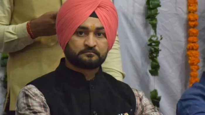 पूर्व खेल मंत्री संदीप सिंह पर यौन उत्पीड़न का आरोप लगाने वाली जूनियर महिला कोच निलंबित
