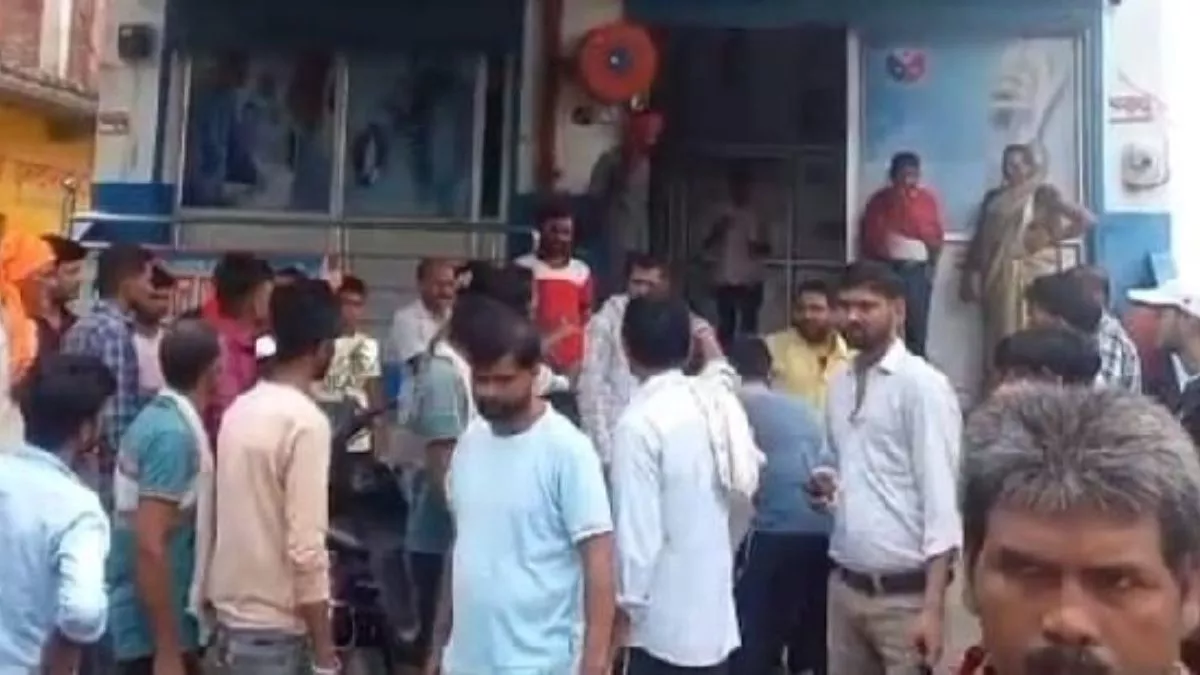 Kannauj News: ऑपरेशन के बाद प्रसूता की मौत पर हंगामा, अस्पताल संचालक फरार; नर्सिंग होम सील