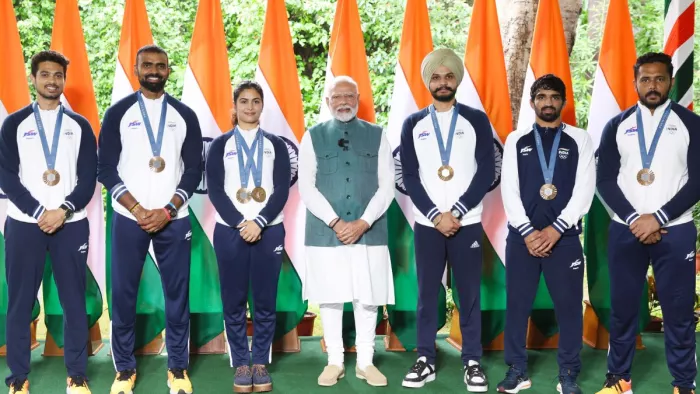 पीएम मोदी ने पेरिस ओलंपिक में हिस्सा लेने वाले प्लेयर्स से मुलाकात की।