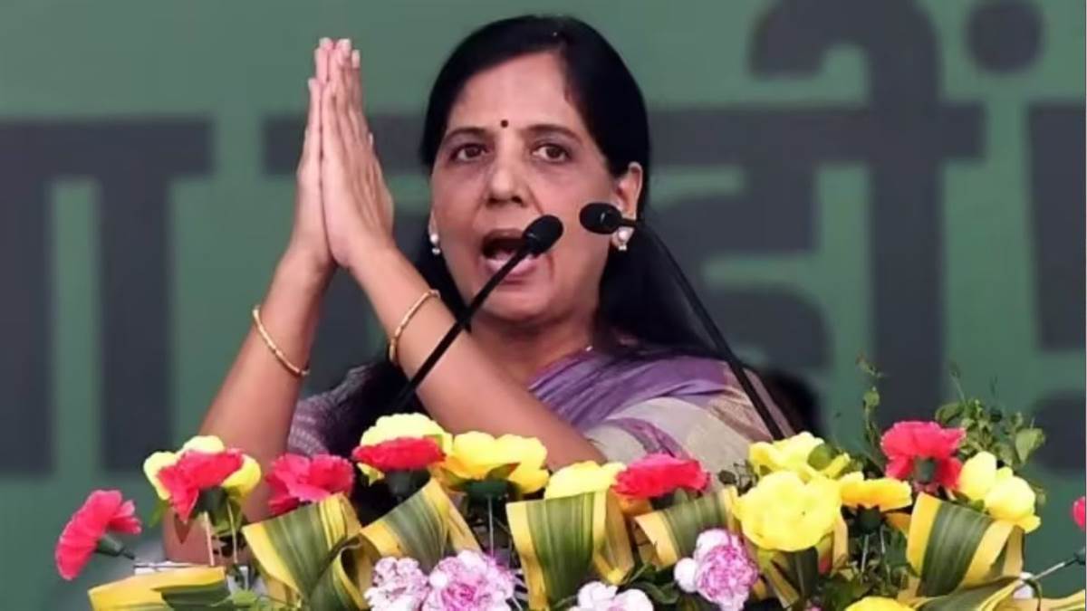https://www.jagranimages.com/images/newimg/16082024/16_08_2024-sunita_kejriwal_news_today_23779500.jpg