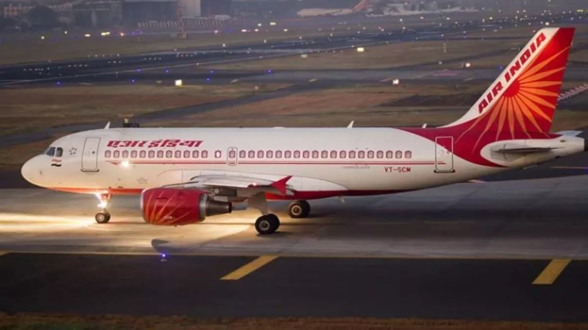 यात्रियों से खचाखच भरी थी Air India की फ्लाइट, ग्वालियर एयरपोर्ट पर लैंड होते ही लगे जोरदार झटके; लैंडिंग की दूसरी कोशिश में...