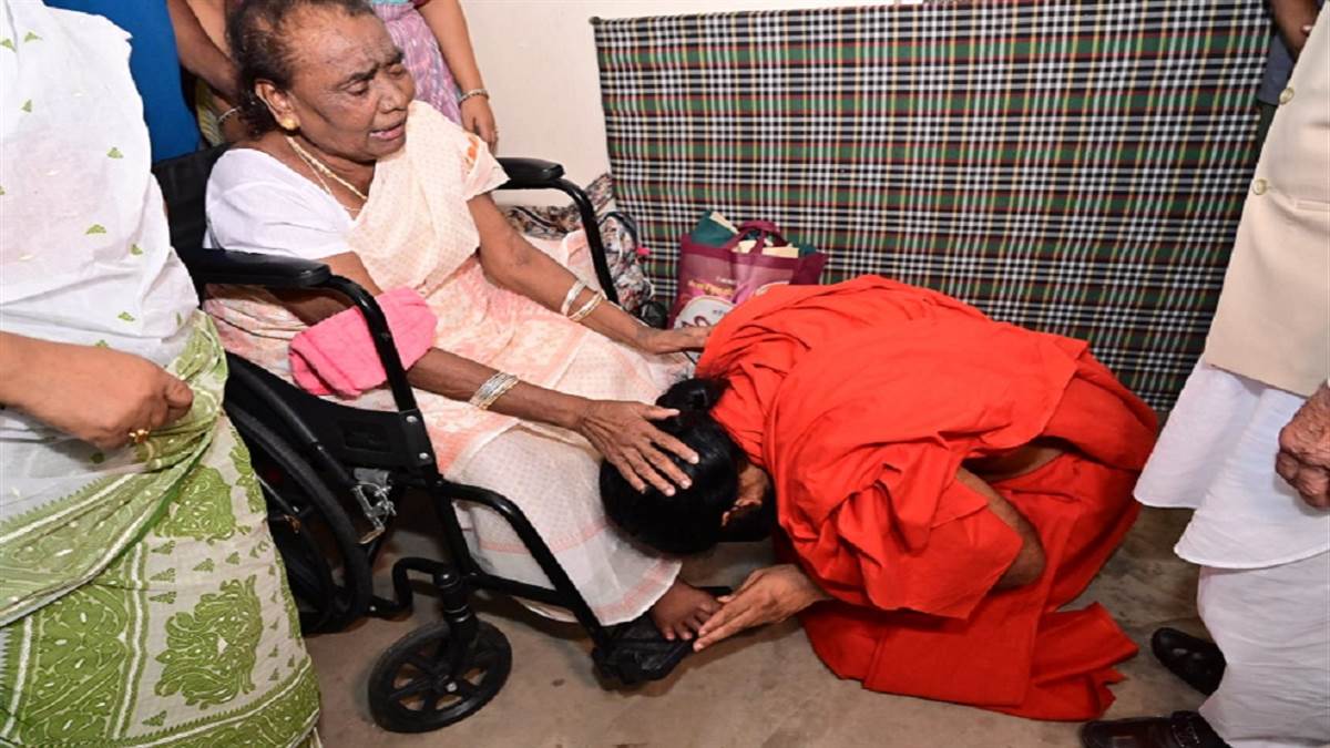 https://www.jagranimages.com/images/newimg/16082025/16_08_2025-baba_ramdev_in_nemra_24015152.jpg