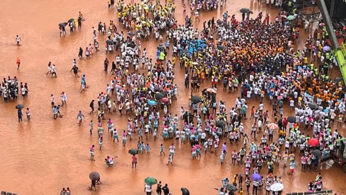 https://www.jagranimages.com/images/newimg/16082025/16_08_2025-dahi_handi_24014940.jpg