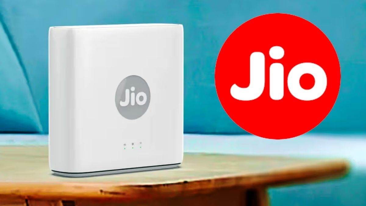 https://www.jagranimages.com/images/newimg/16082025/16_08_2025-jio_24015203.jpg