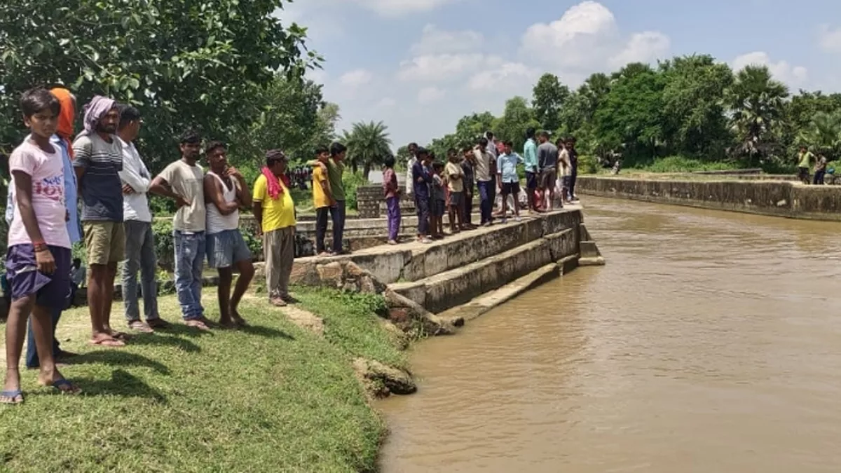 औरंगाबाद में दर्दनाक हादसा... भाई के बचाने में गए दो भाईयों की जान