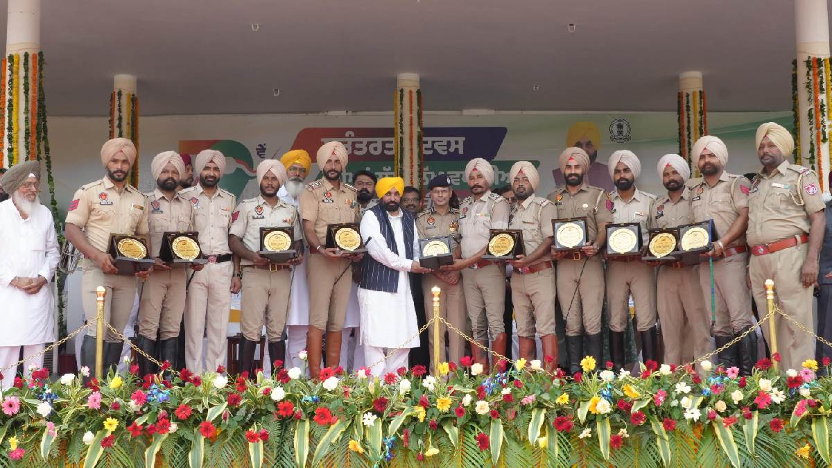 https://www.jagranimages.com/images/newimg/16082025/16_08_2025-police_news_1_24014525.jpg
