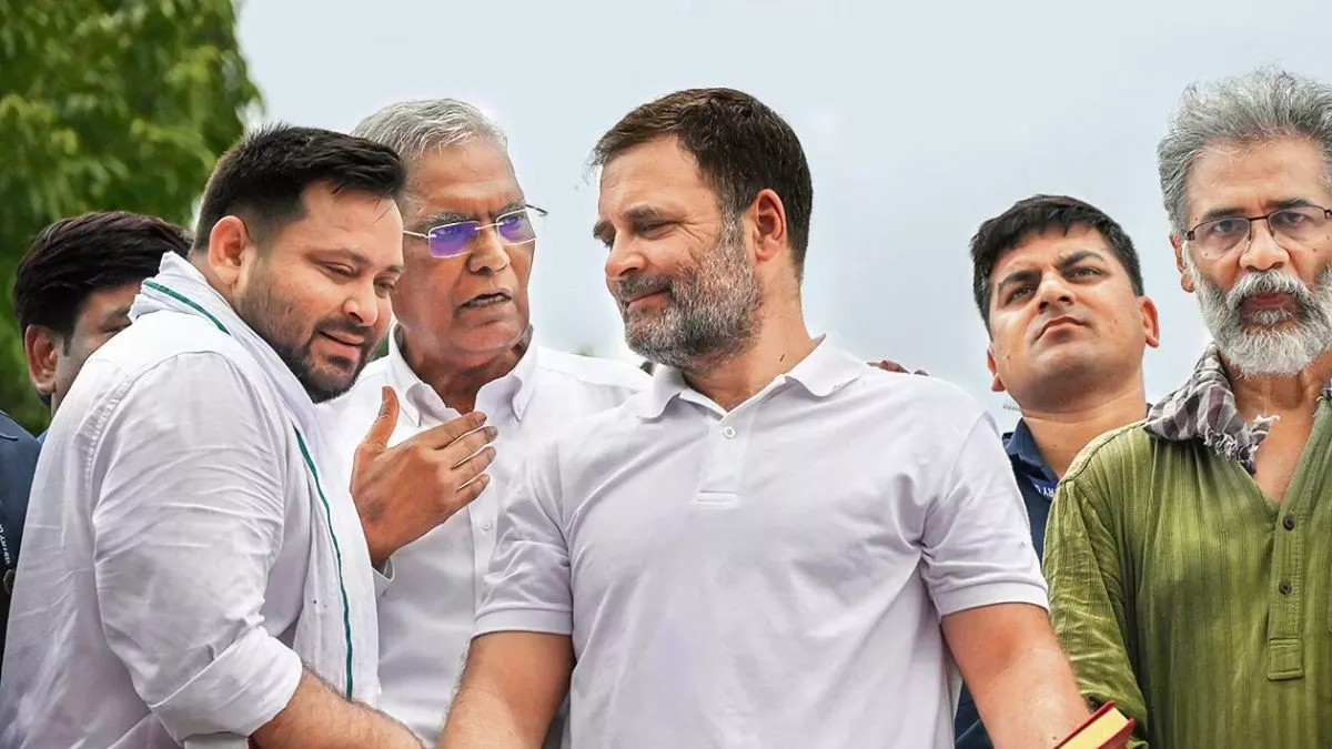 Bihar Politics: राहुल गांधी की 'मतदाता अधिकार यात्रा' 21 को पहुंचेगी लखीसराय, तेजस्वी यादव भी रहेंगे साथ