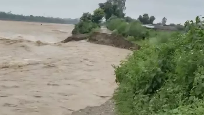 जम्मू-कश्मीर में भारी बारिश का अलर्ट (जागरण फोटो)