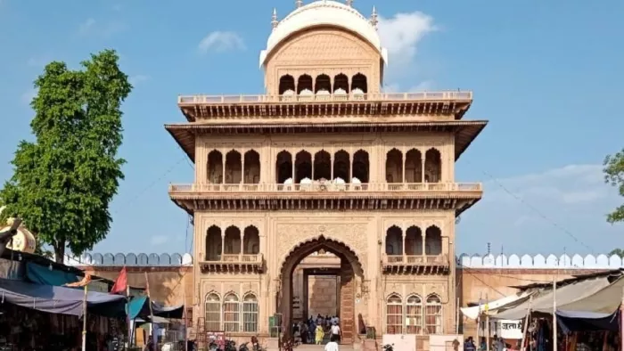 वृंदावन में दक्षिण भारतीय परंपरा का रंगजी मंदिर। - फोटो: जागरण।