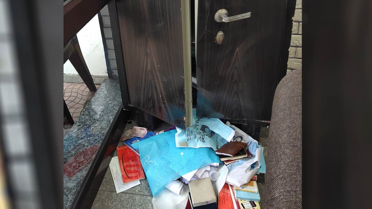 https://www.jagranimages.com/images/newimg/16082025/16_08_2025-thief_24015068.jpg