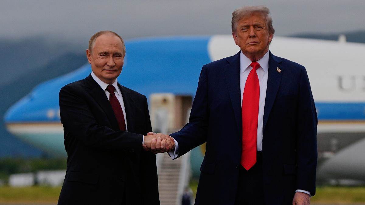 https://www.jagranimages.com/images/newimg/16082025/16_08_2025-trump_putin_2_24014500.jpg