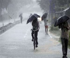 Jharkhand Weather News: रांची में सुबह से हो रही बारिश। जागरण