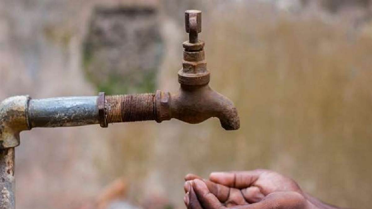 water supply to 10 lakhs people of kanpur will be stopped due to shutdown in ganga barrage