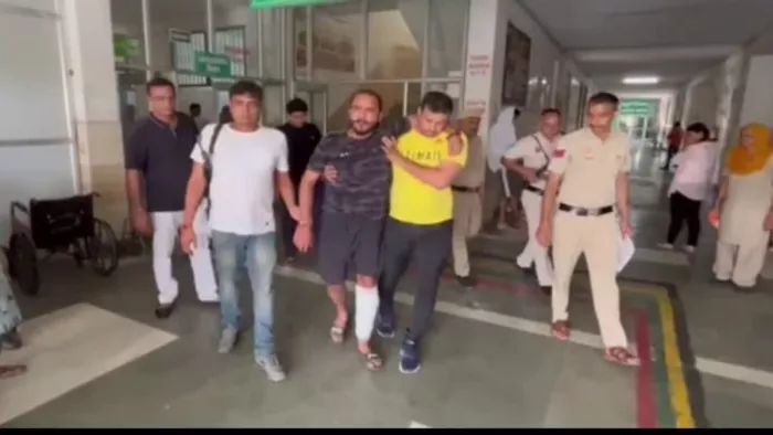 सोनीपत: पुलिस मुठभेड़ में बदमाश के पैर में लगी गोली।