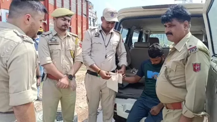 ऊधमपुर में नशा तस्करी का भंडाफोड़, स्कॉर्पियो गाड़ी से बरामद की गई 16 किलोग्राम भुक्की