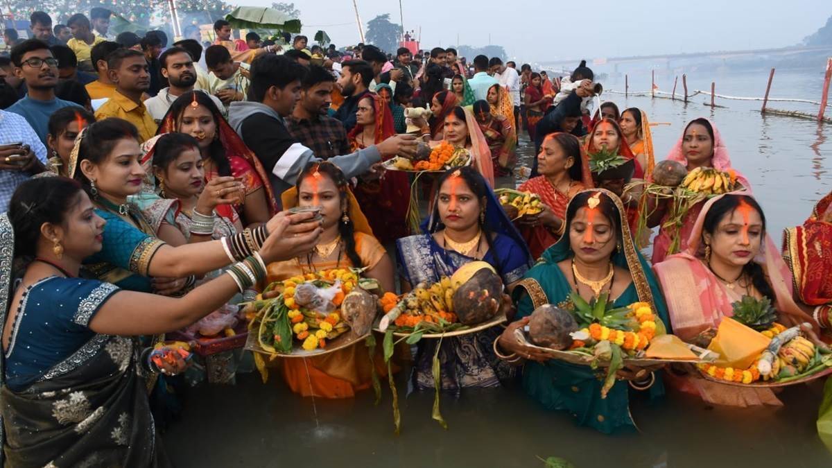 https://www.jagranimages.com/images/newimg/16092025/16_09_2025-chhath_puja_24049336.jpg