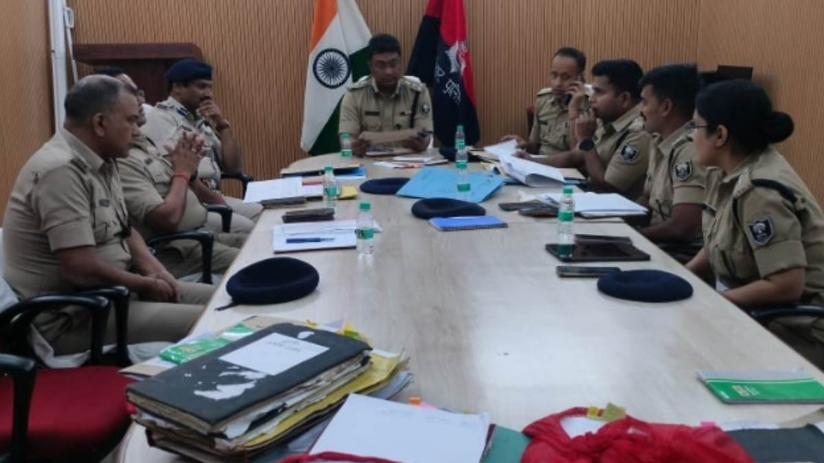 https://www.jagranimages.com/images/newimg/16092025/16_09_2025-dig_chandan_24048923.jpg