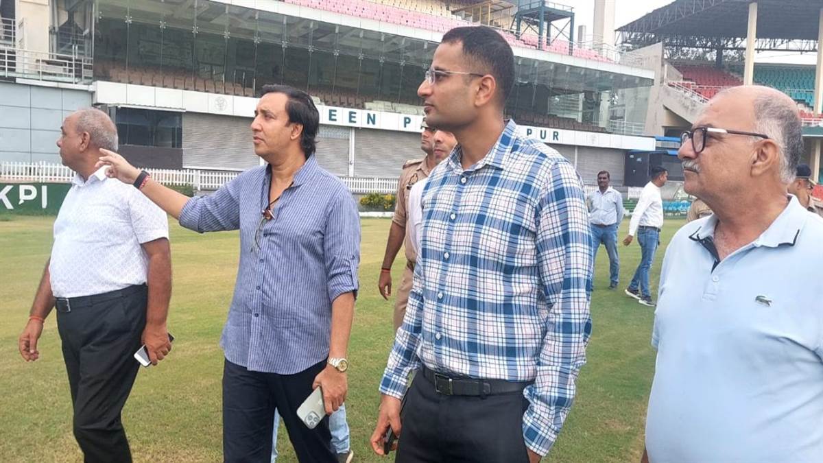 https://www.jagranimages.com/images/newimg/16092025/16_09_2025-kanpur_inda_vs_ausa_24048971.jpg