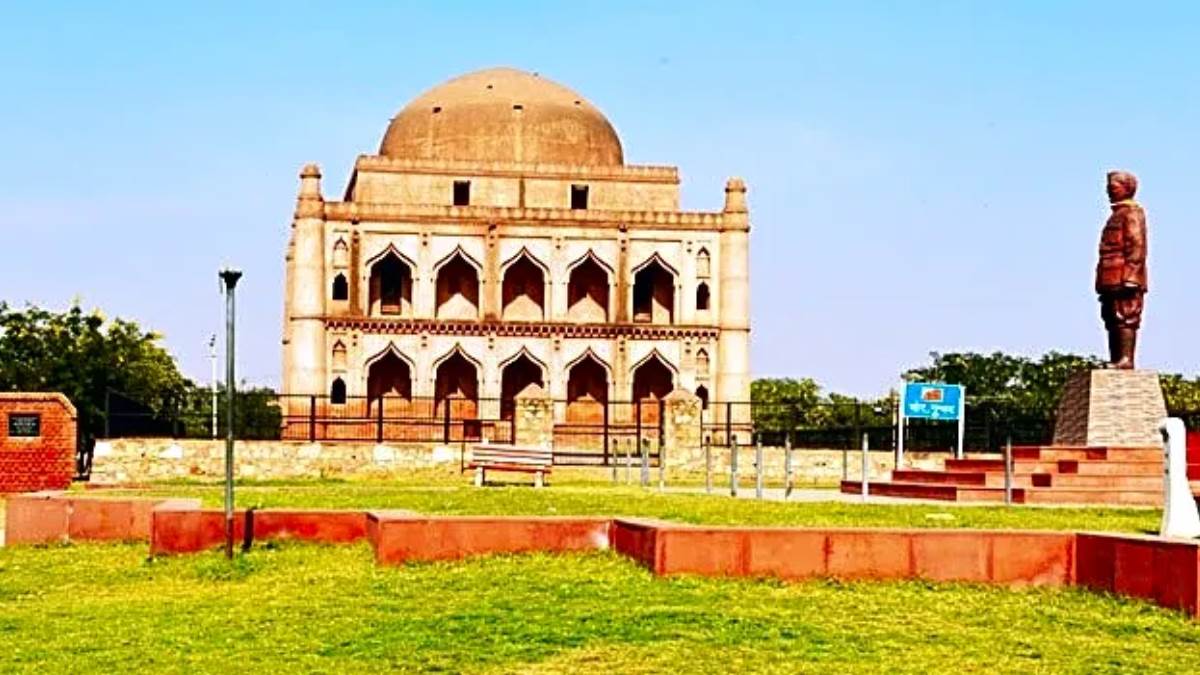 https://www.jagranimages.com/images/newimg/16092025/16_09_2025-narnaud_news_24048947.jpg