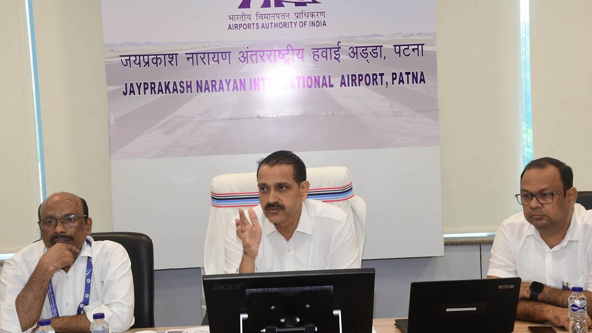 https://www.jagranimages.com/images/newimg/16092025/16_09_2025-patna_airport_24049260.jpg