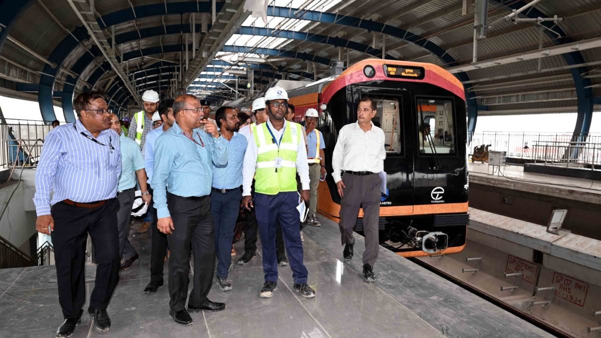 https://www.jagranimages.com/images/newimg/16092025/16_09_2025-patna_metro_24049524.jpg