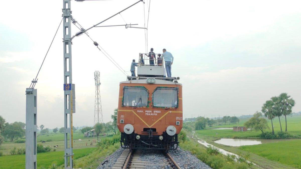 https://www.jagranimages.com/images/newimg/16092025/16_09_2025-railway_news_21_24048488.jpg