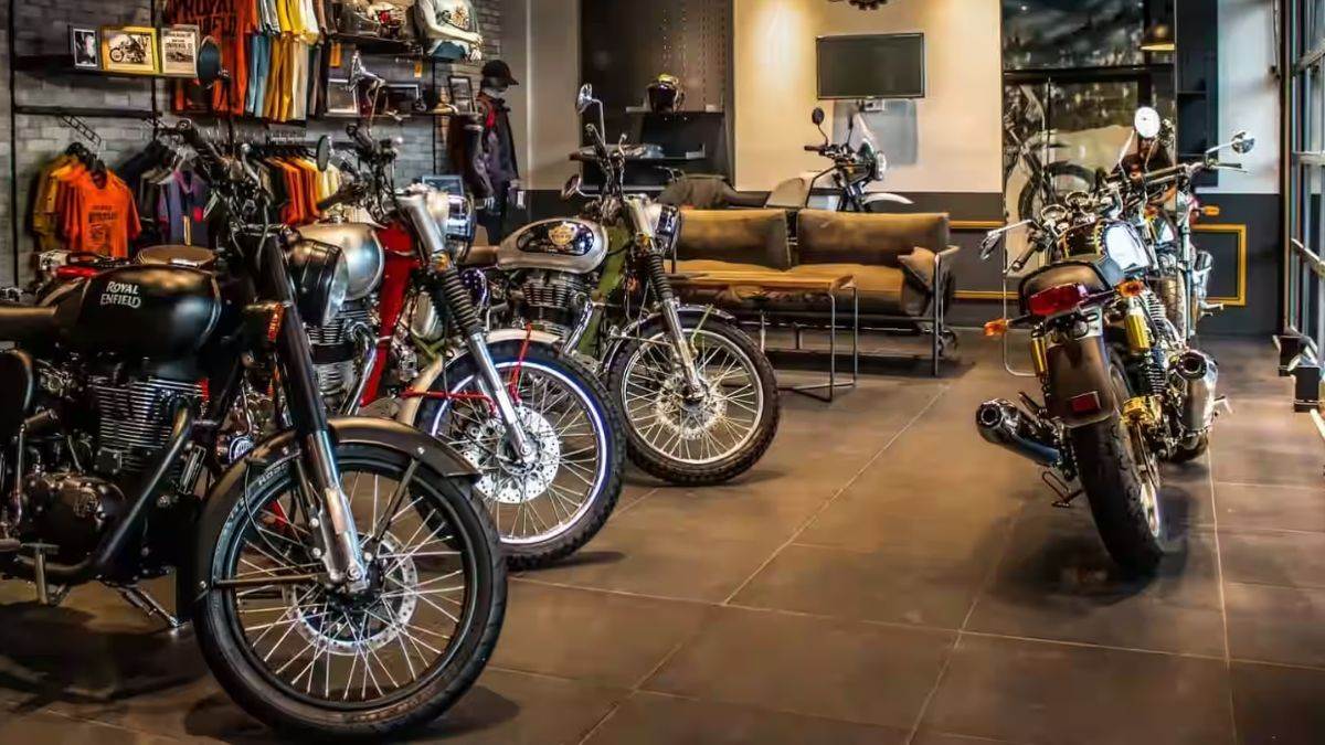 https://www.jagranimages.com/images/newimg/16092025/16_09_2025-royal_enfield_350cc_bikes_24049266.jpg