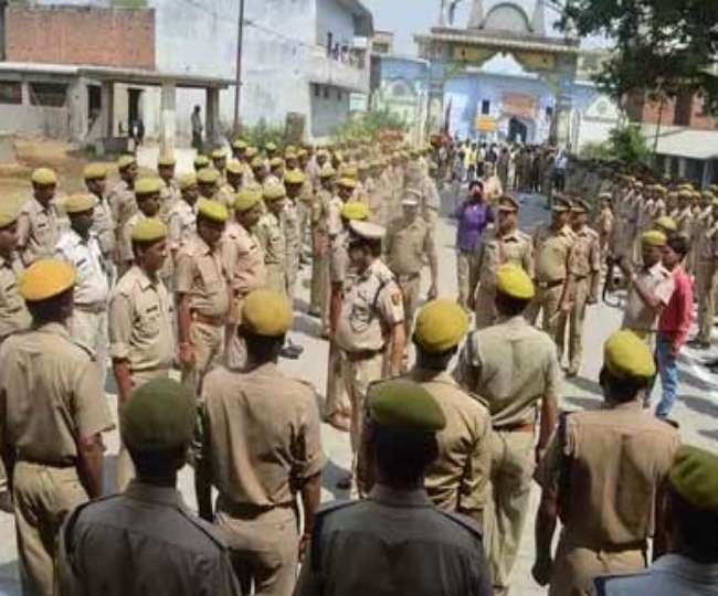 गोरखपुर में पुलिस ड्यूटी से हटाए गए होमगार्ड के 700 जवान Gorakhpur News