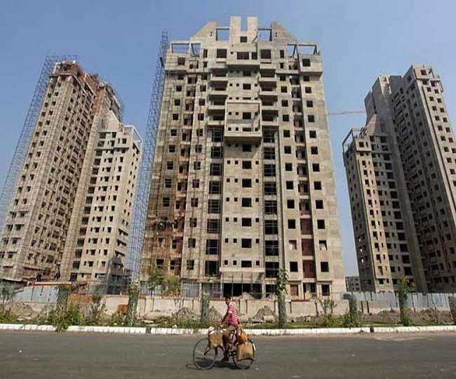 सेविल्स इंडिया (Savills India) ने अपनी एक रिपोर्ट में यह जानकारी दी है।