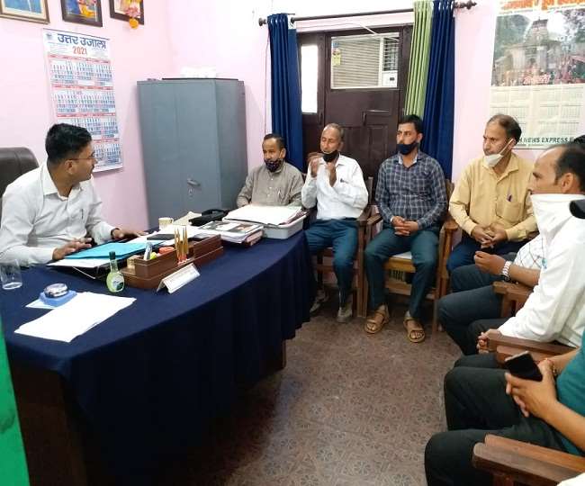 negotiations with the fulfillment officer of ration dealer failed warned to open shops only after the demands are met