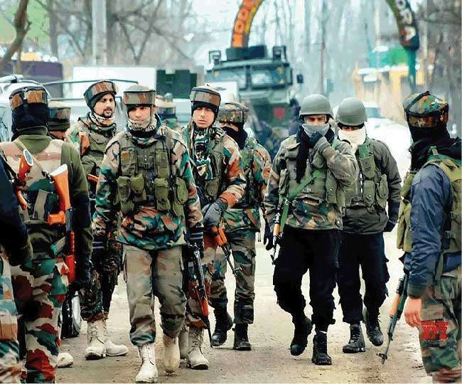 https://www.jagranimages.com/images/newimg/16102021/16_10_2021-security-in-kashmir_22119614.jpg