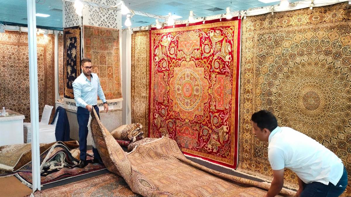 https://www.jagranimages.com/images/newimg/16102022/16_10_2022-16gyp_23_16102022_253_23145246.jpg_23145246.jpg