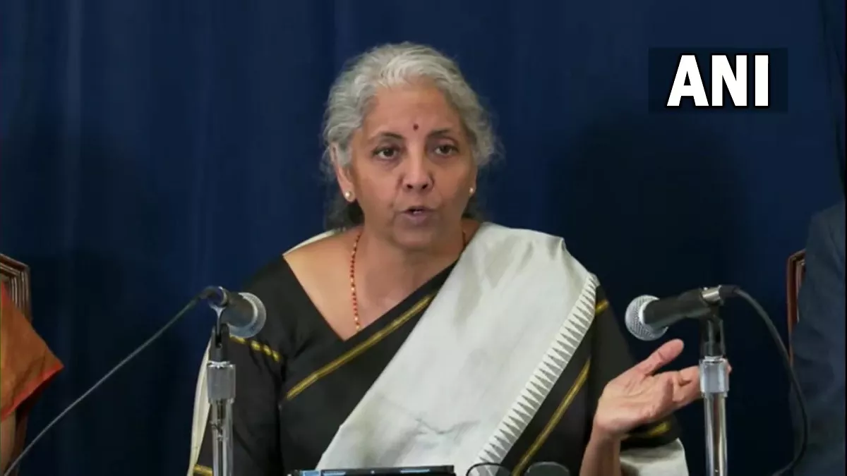 Nirmala On ED: 'केंद्रीय जांच एजेंसी है पूरी तरह से स्वतंत्र', निर्मला सीतारमण ने किया ED की कार्रवाई का बचाव
