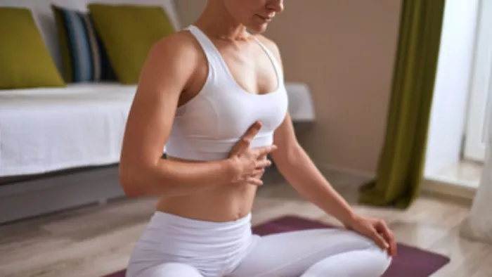 Health Tips: बढ़ते वजन के कारण भी ये समस्या होती है।