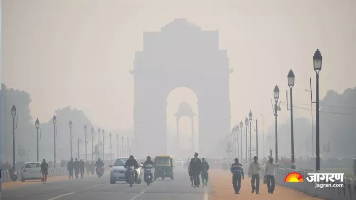 दिल्ली की हवा में प्रदूषण बरकरार (file photo)