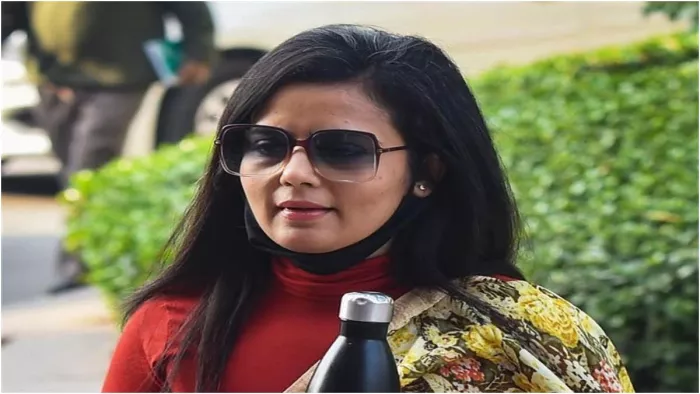 Mahua Moitra attack Trollers महुआ मोइत्रा को आया गुस्सा।