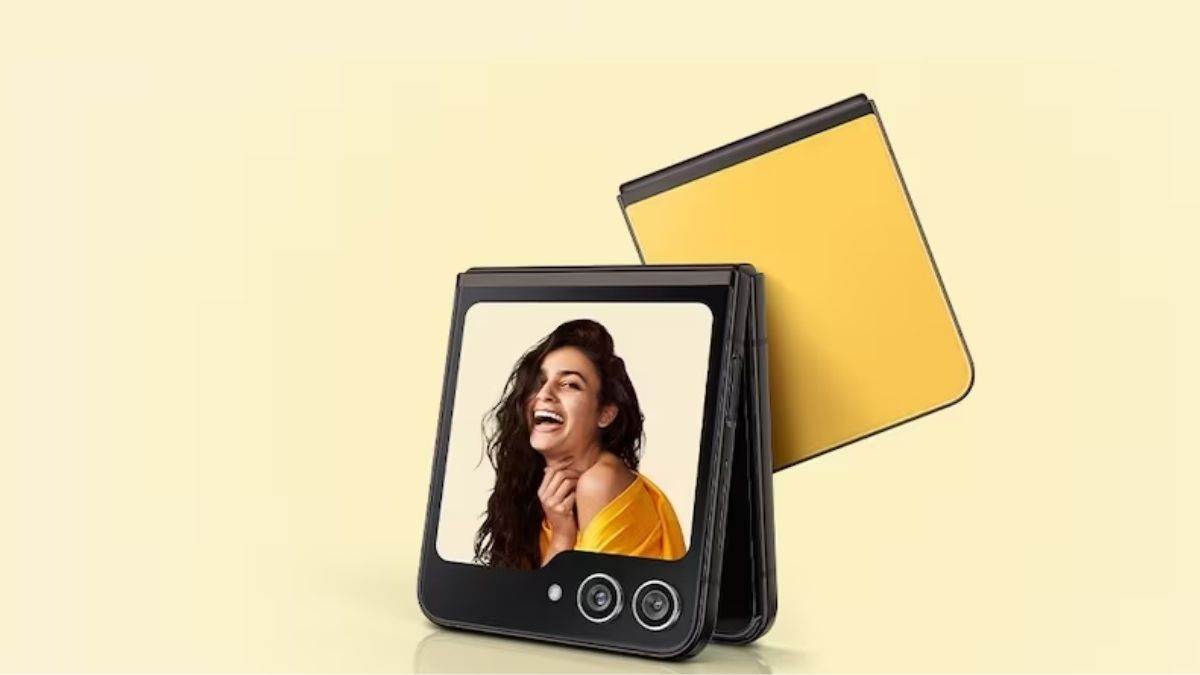 https://www.jagranimages.com/images/newimg/16102023/16_10_2023-samsung_galaxy_z_flip_5_yellow_colour_variant__23557852.jpg