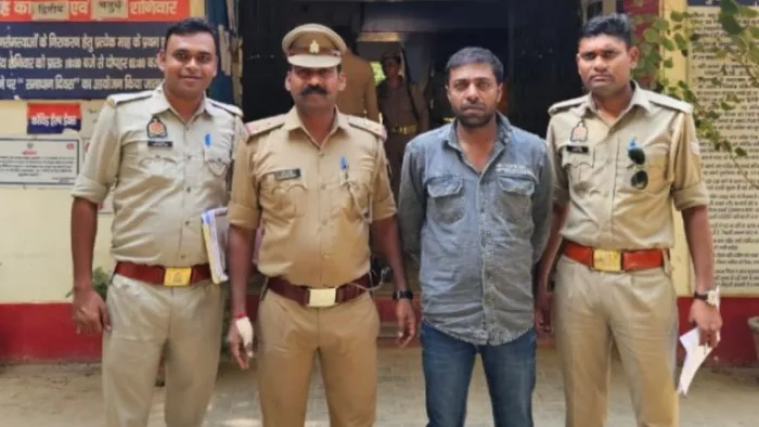 Meerut News: हिस्ट्रीशीटर ने दारोगा और सिपाही पर चढ़ाई थार; फैंटम ...