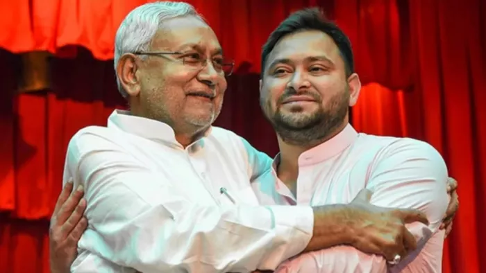 बिहार के मुख्यमंत्री नीतीश कुमार के साथ राजद नेता तेजस्वी यादव। फाइल फोटो