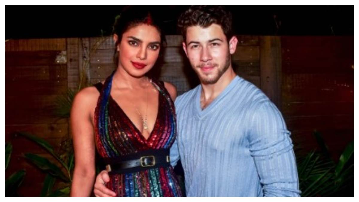 https://www.jagranimages.com/images/newimg/16102024/16_10_2024-priyanka_chopra_and_nick_jonas_23816510.jpg