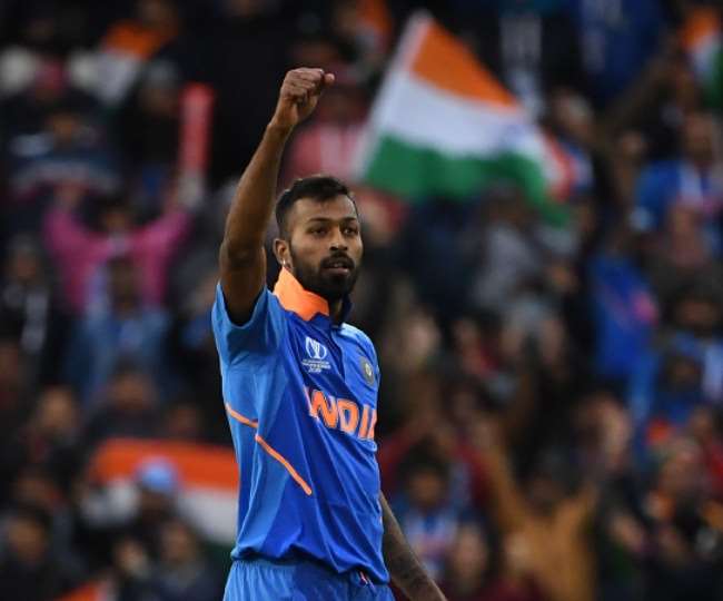 https://www.jagranimages.com/images/newimg/16112021/16_11_2021-hardik_pandya_happy_22210753.jpg