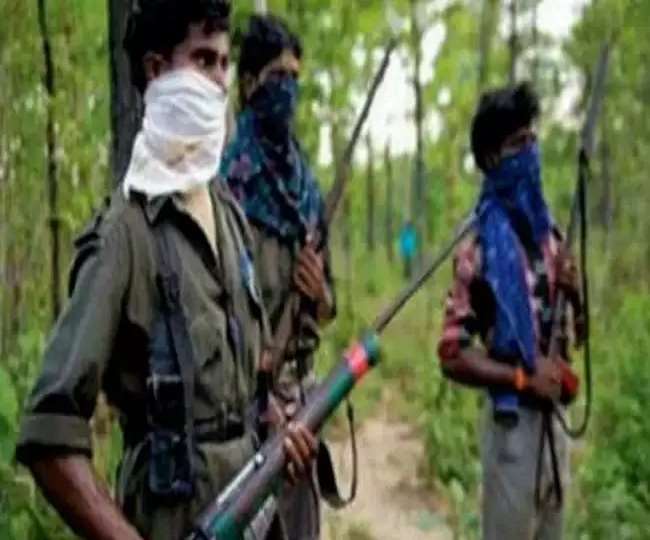 https://www.jagranimages.com/images/newimg/16112021/16_11_2021-naxalite_22211739_182126452.jpg