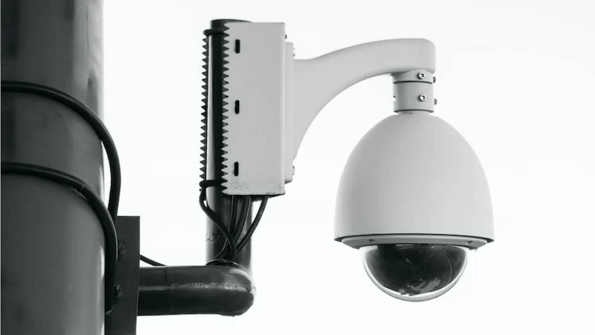 Best CCTV Camera In India: हर पल आपके घर की निगरानी करेंगे ये एडवांस फीचर्स वाले सीसीटीवी कैमरा