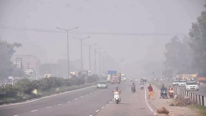 Punjab Weather Update: पंजाब में सर्दी की दस्तक। (फाइल फाेटाे)